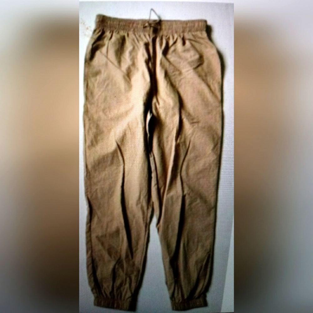 NWOT 90's parachute style joggers pull on slit pockets 100% nylon